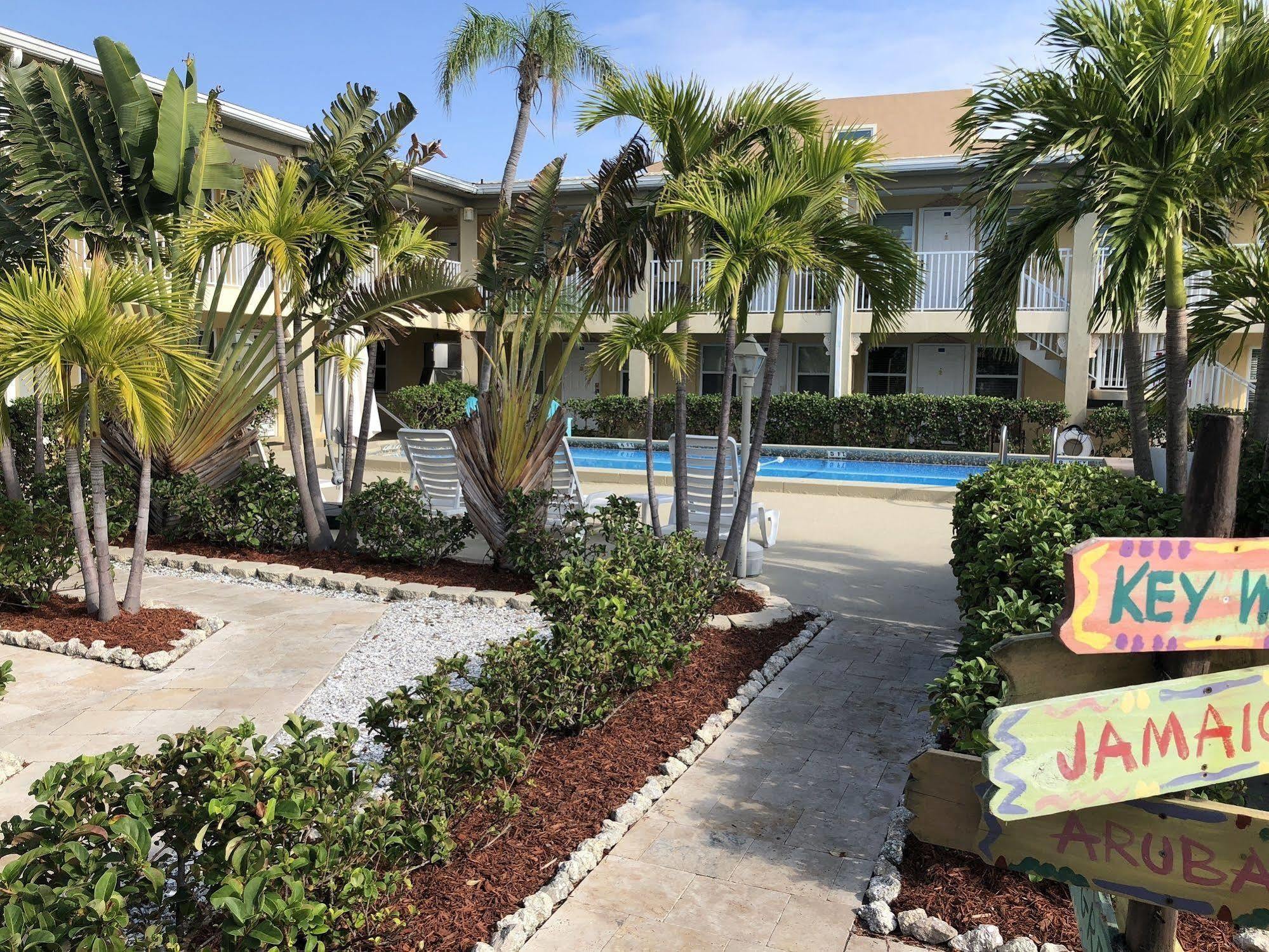 The Costal Hotel Clearwater Exterior photo